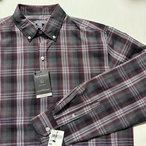 Van Heusen Men’s Long Sleeve Button Up Shirt
Size Medium, Brand New with Tags